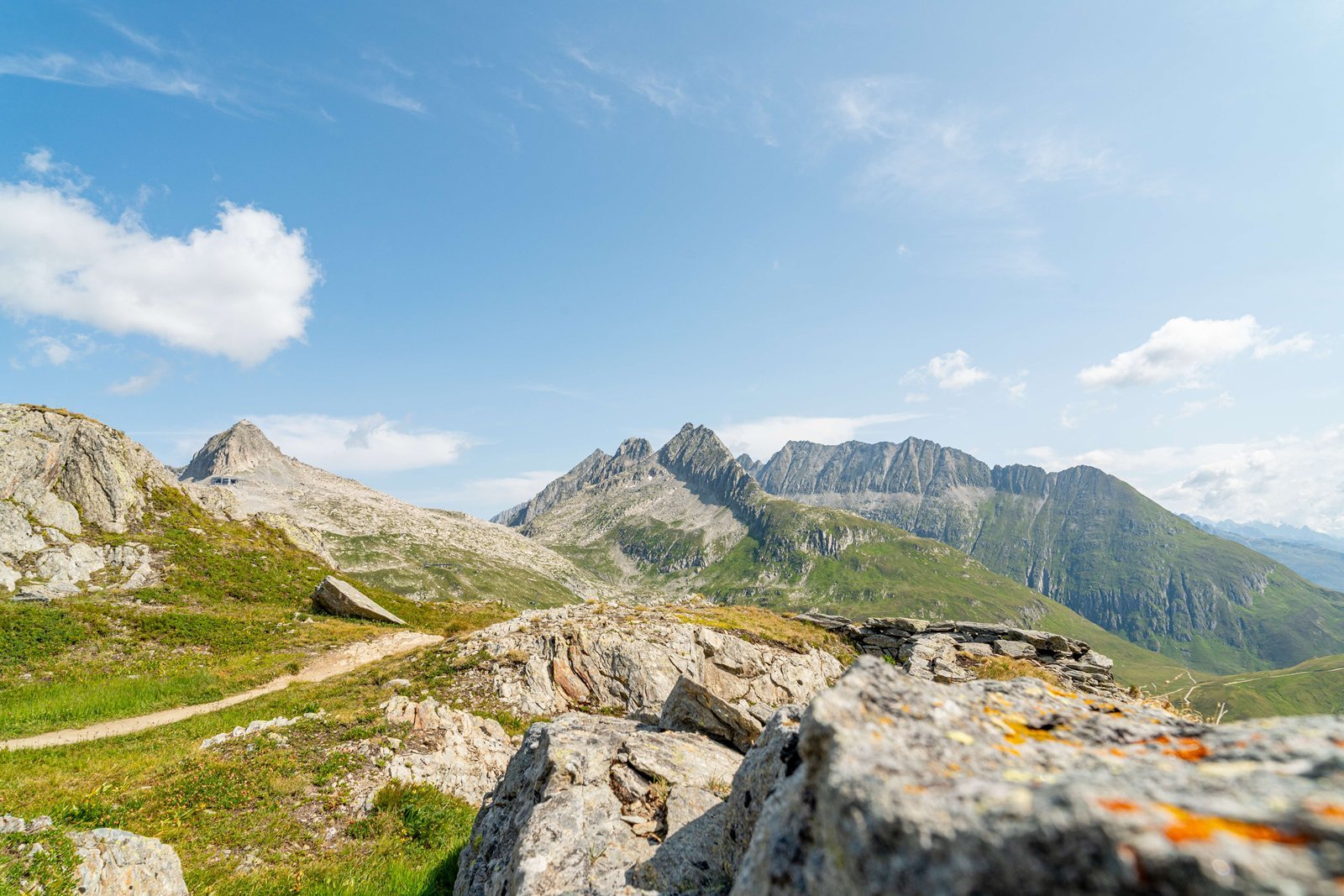 Weite Landschaft unter freiem Himmel